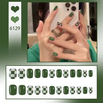 24шт Искусственные Короткие Накладные ногти в зеленую клетку с квадратной головкой, Съемные Накладки на кончики ногтей, полное покрытие искусственных ногтей, накладные ногти