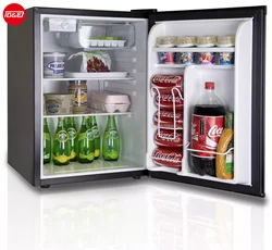 Горячий холодильник BC-90 постоянного тока 12 В 24 В 36 В Опционально AC110-240V с адаптером Холодильник высокого качества для кемперов на колесах