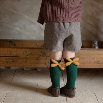 Новые гольфы до колена для маленьких девочек, мягкие хлопковые детские длинные носки с 3D-изображением стрекозы, Детские носки принцессы с рюшами на 3-10 лет